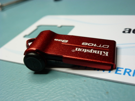 Kingston DT108