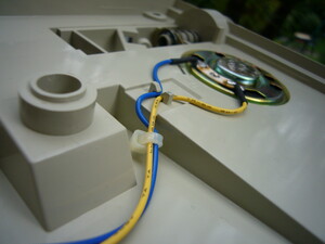 wire strap and heat-shrink wire strap and heat-shrink